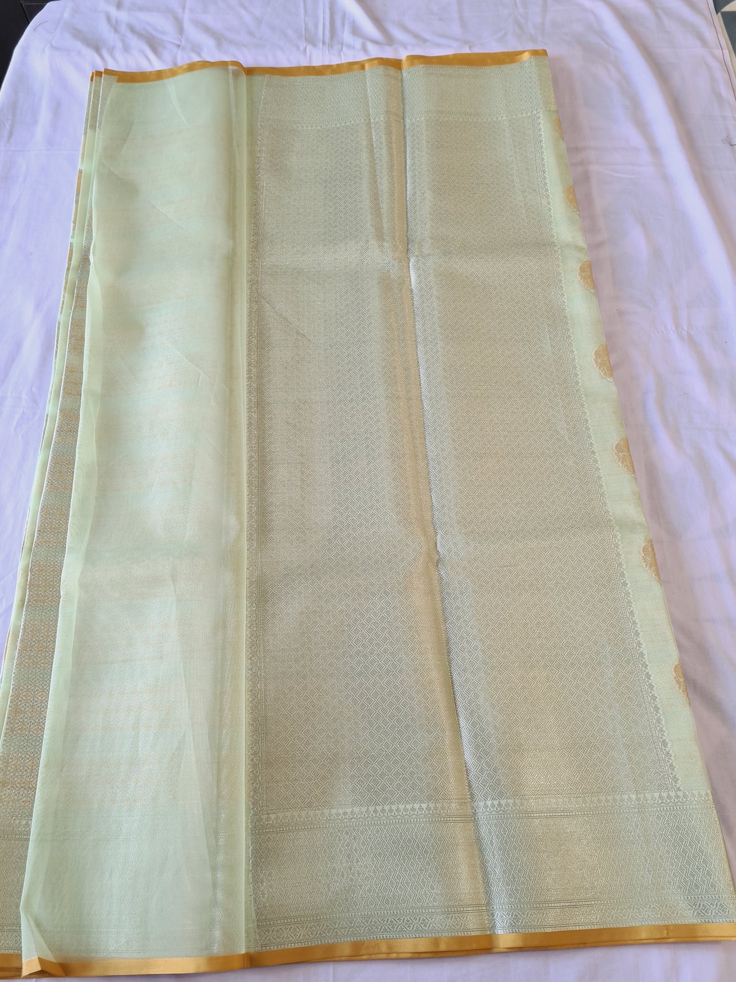 Semi Organza Silk Pastel Green