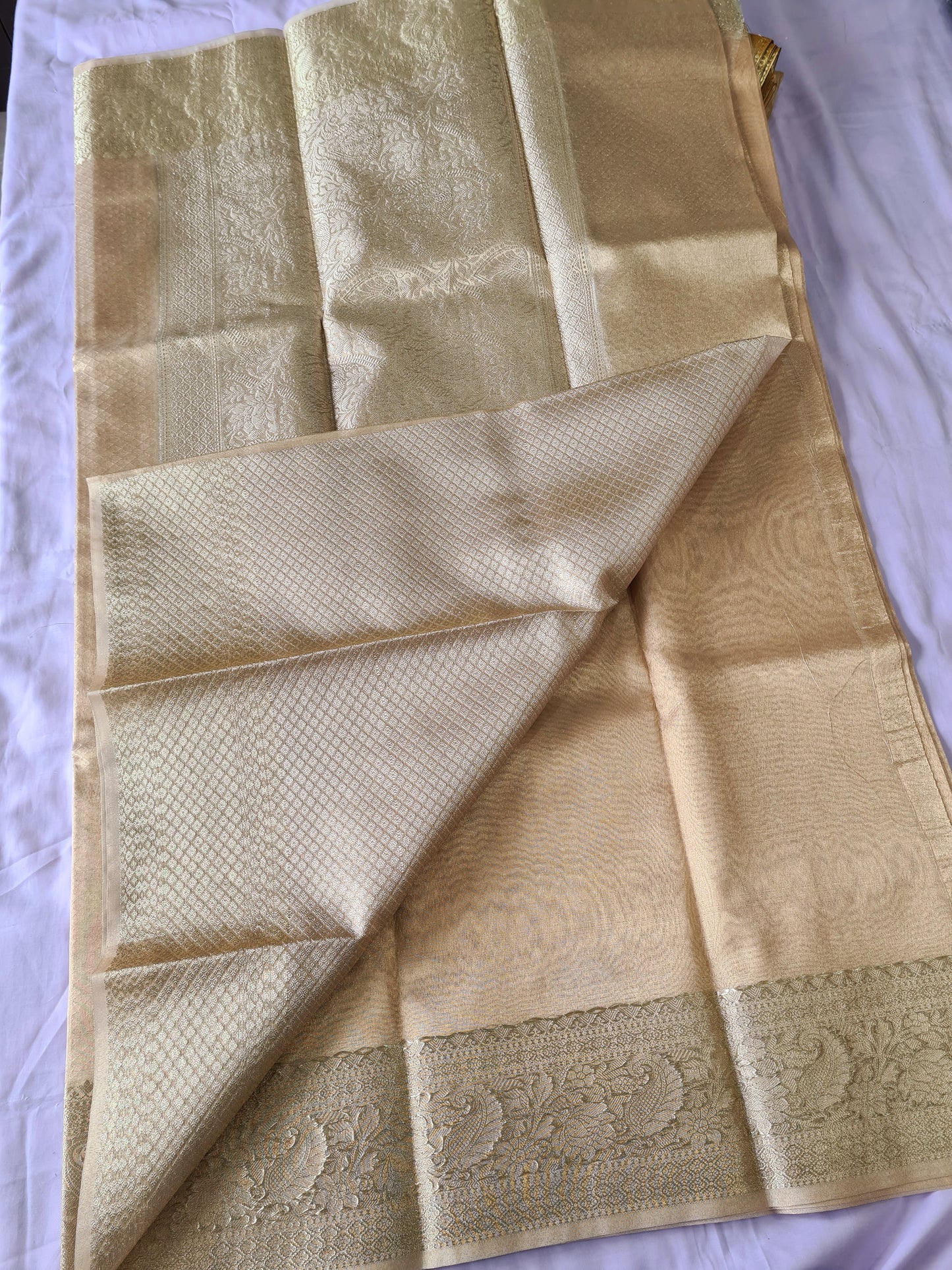 Chikoo Soft Tissue silk