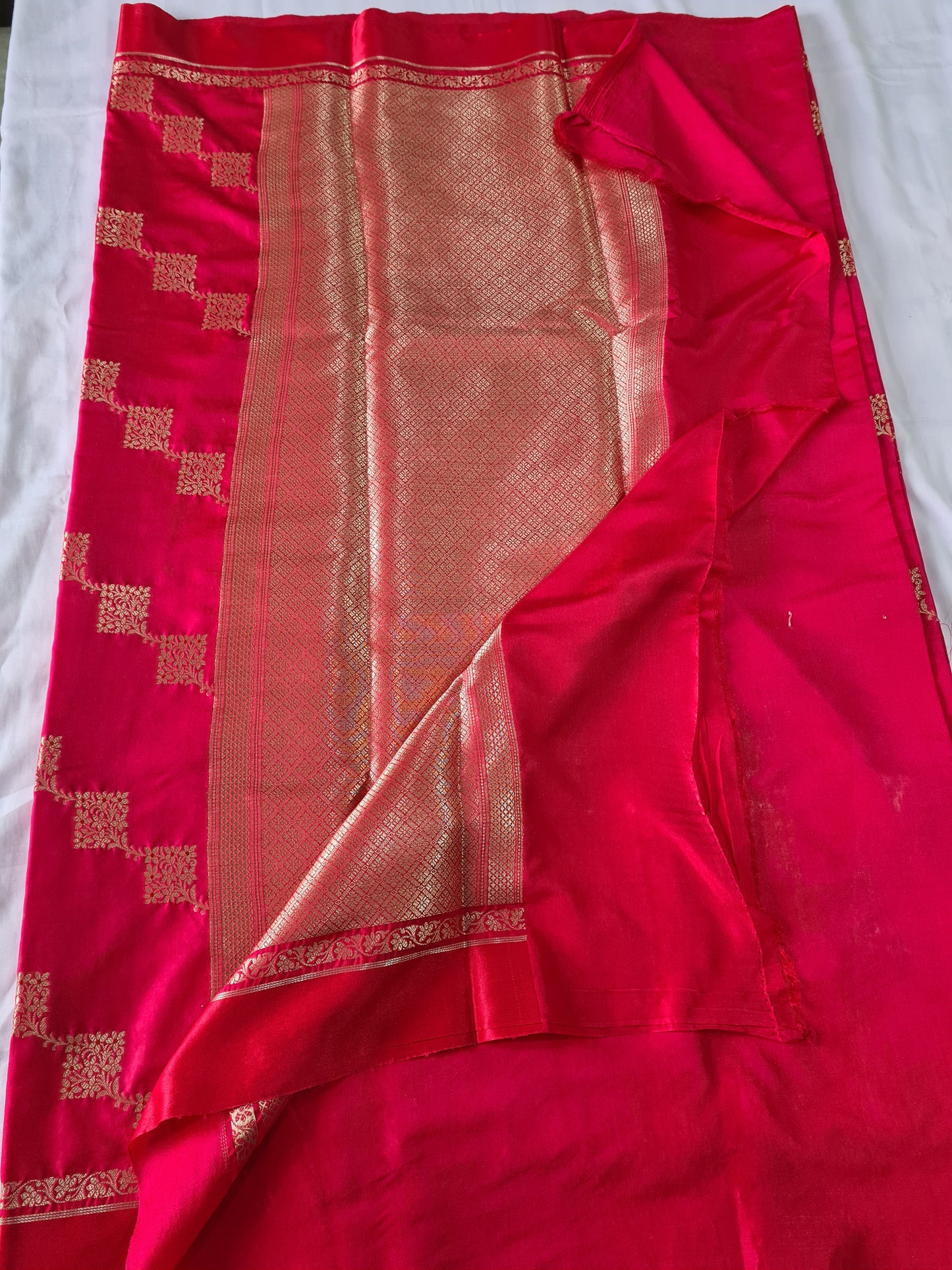 Pure Raw Mango Pomogranate Red saree