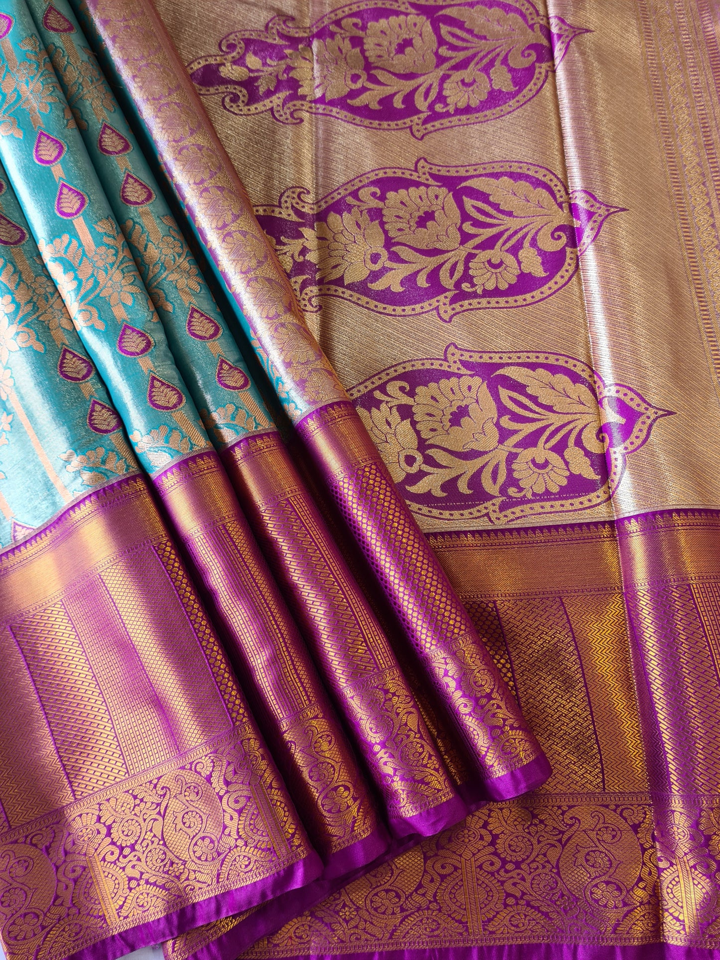 Semi Kanchi Soft silk Green & Pink creeper saree
