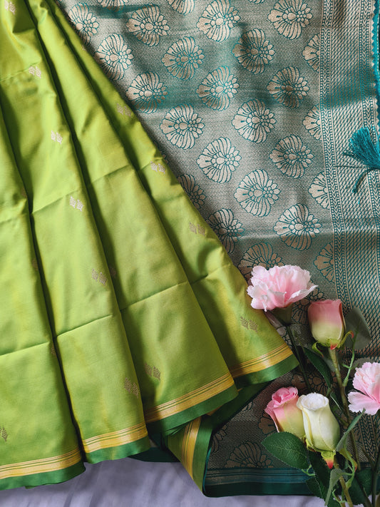 Green & Gold Semi Kanchi silk